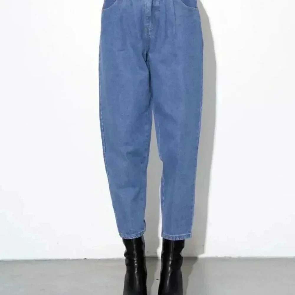 Oak High-Waist Pleated Mom Jean - Blue - 30 - Picture 8 of 8